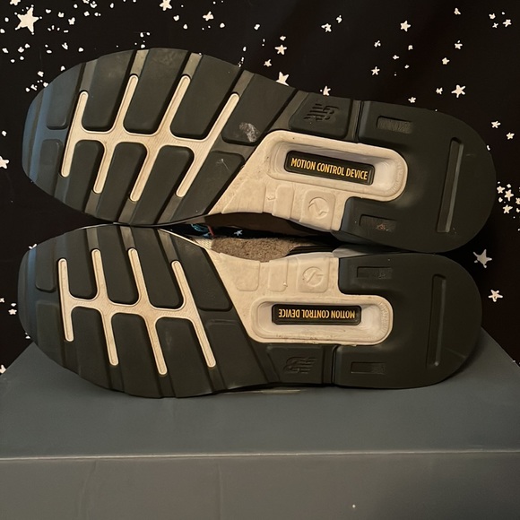 New Balance x Bodega 997S “No Bad Days” - Picture 4 of 5